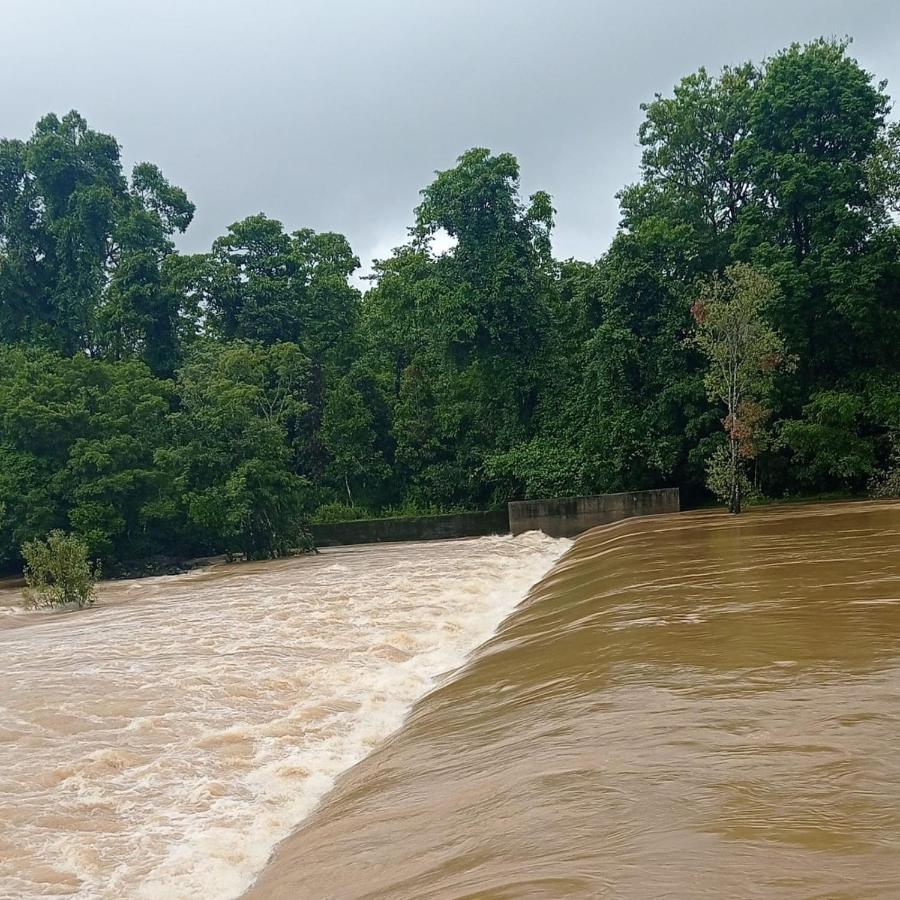 Kuruva Shoreline Wayanad Chegat Exterior photo