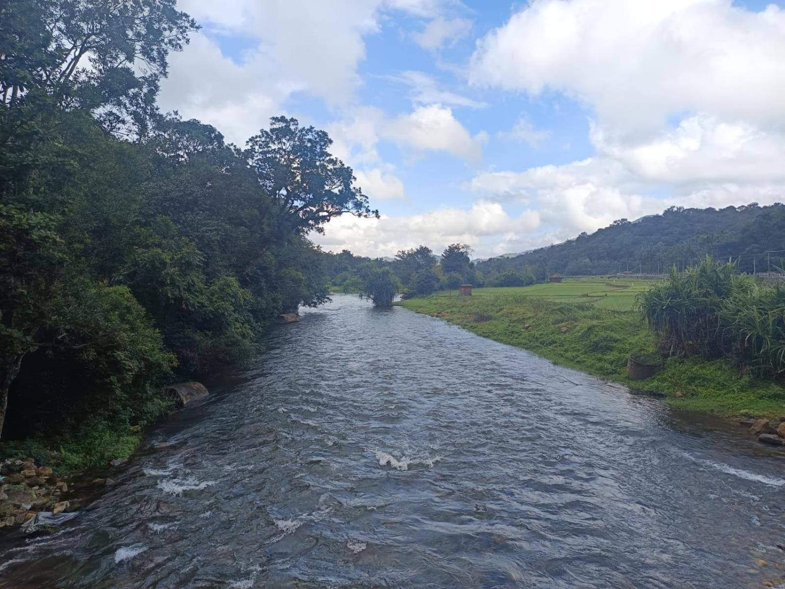 Kuruva Shoreline Wayanad Chegat Exterior photo